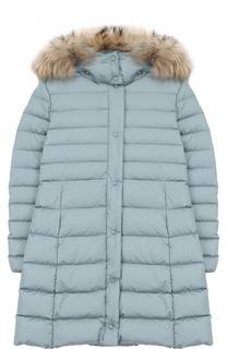 Пуховое пальто с меховой отделкой на капюшоне Moncler Enfant