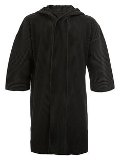 плиссированное пальто с капюшоном и короткими рукавами Homme Plissé Issey Miyake