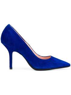 pointed toe pumps Anna F.