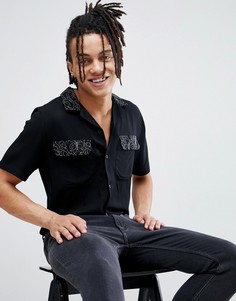 Рубашка классического кроя с кружевом на отложном воротнике и карманах ASOS DESIGN - Черный
