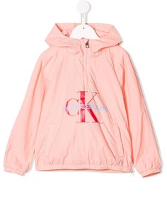 Calvin Klein Kids непромокаемая куртка с логотипом