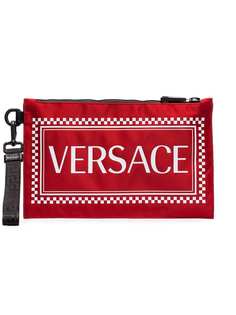 Versace клатч с принтом с логотипом