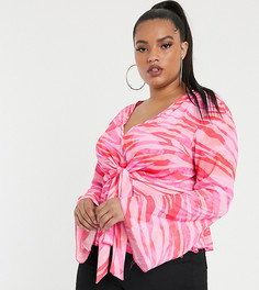 Эксклюзивная розовая блузка с поясом и абстрактным принтом PrettyLittleThing Plus - Мульти
