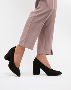Туфли на блочном каблуке с острым носком Qupid-Черный