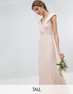 Платье макси с широким вырезом и отделкой на талии TFNC Tall Bridesmaid-Розовый