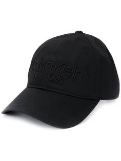 Calvin Klein кепка с вышитым логотипом