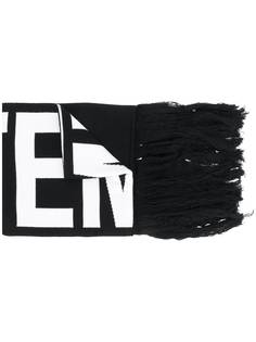 VETEMENTS шарф с жаккардовым логотипом и бахромой