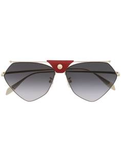 Alexander McQueen Eyewear солнцезащитные очки с декоративной кнопкой