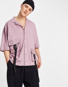 Рубашка из джерси на пуговицах с карманами в утилитарном стиле с декоративными ремнями и с принтом логотипа на рукаве ASOS Unrvlld Supply-Фиолетовый цвет