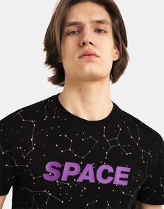 Чёрная футболка с принтом SPACE Gloria Jeans
