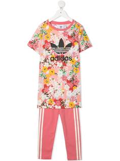 adidas Kids комплект из брюк и платья-футболки с цветочным принтом