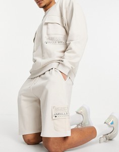 Светло-серые шорты со вставками и отделкой в утилитарном стиле от комплекта ASOS Unrvlld Supply-Серый