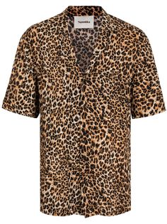 Nanushka рубашка с короткими рукавами и леопардовым принтом