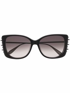 Alexander McQueen Eyewear солнцезащитные очки в оправе кошачий глаз с заклепками