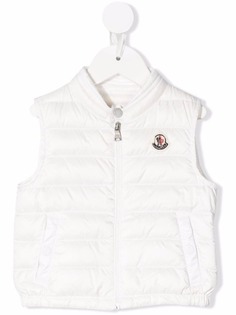 Moncler Enfant дутый жилет с нашивкой-логотипом