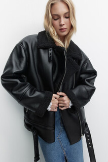 куртка женская Дубленка-косуха короткая с черной подкладкой Befree
