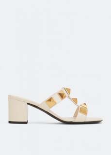 Сандалии VALENTINO GARAVANI Roman Stud sandals , белый