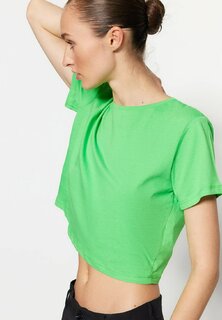 Базовая футболка Trendyol, зеленый