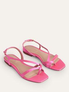 Атласные сандалии на плоской подошве Boden с петлями для пальцев, фестивально-розовый цвет