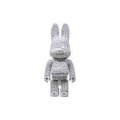 Фигурка Bearbrick Rabbrick Karimoku Birch 400%, белый