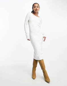 Белое платье миди тонкой вязки с открытой спиной SNDYS