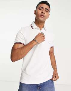 Белая рубашка-поло классической формы из пике с контрастным воротником и логотипом Tommy Hilfiger