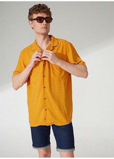 Горчичная мужская рубашка с коротким рукавом People By Fabrika