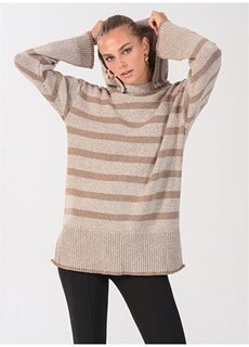 Женский свитер свободного кроя с капюшоном в полоску бежевого меланжевого цвета People By Fabrika
