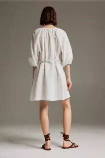 Муслиновое платье с поясом H&amp;M, белый H&M