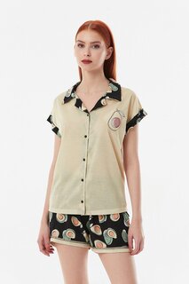 Пижамный комплект с рубашечным воротником и шортами с рисунком авокадо Fullamoda
