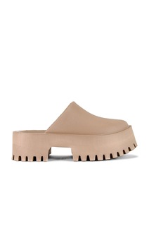 Сабо Jeffrey Campbell Clogge, цвет Taupe