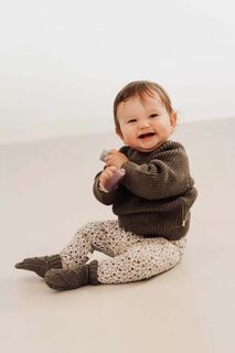 Это мой детский хлопковый свитер FLO50. That&apos;s mine, коричневый
