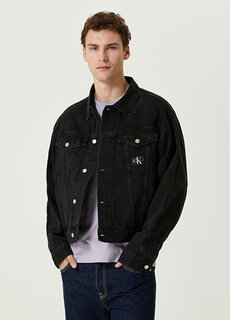 Черная джинсовая куртка с объемными вставками и логотипом Calvin Klein