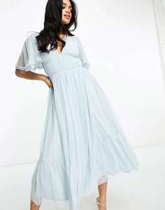 Платье миди из тюля Beauut Bridesmaid с развевающимися рукавами ледяного синего цвета