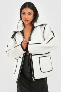 Куртка-авиатор Petite со швами из искусственного меха boohoo, белый