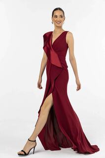 Вечернее платье из крепа с глубоким разрезом Бордово-красное By Saygı, бордовый