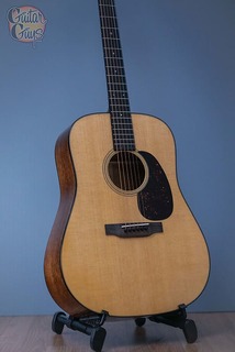 Акустическая гитара Martin D-18 Natural