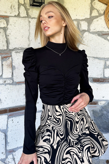 Женская черная трикотажная блузка из крепа с высоким воротником и рукавами принцессы спереди со сборками Trend Alaçatı Stili, черный