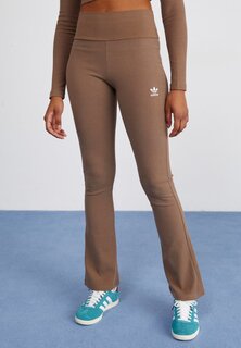 Леггинсы Essentials Flared adidas Originals, цвет earth strata