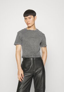 Базовая футболка Cropped Fitted Han Kjøbenhavn, цвет dark grey