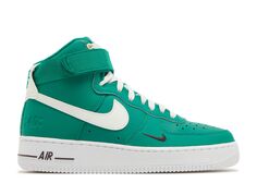 Кроссовки Nike Wmns Air Force 1 High Se &apos;40Th Anniversary - Malachite&apos;, зеленый