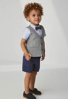 Жилет 4PC WAISTCOAT, SHIRT, SHORTS &amp; BOW TIE SET Next, цвет blue