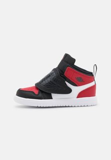 Баскетбольные кроссовки SKY 1 UNISEX Jordan, цвет black/anthracite/varsity red/white