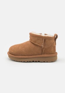 Ботильоны CLASSIC ULTRA MINI UNISEX UGG, цвет Chestnut