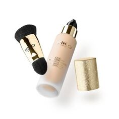 Жидкая основа HOLIDAY WONDERLIGHTS SILKY GLOW FOUNDATION & CONCEALER/ПРАЗДНИЧНЫЕ ОГНИ - ТОНАЛЬНЫЙ КРЕМ И КОНСИЛЕР С ШЕЛКОВИСТЫМ СИЯНИЕМ Kiko